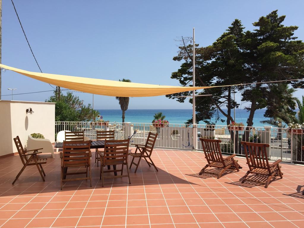 B&B Villa Sul Mare Melito Di Porto Salvo Exterior photo